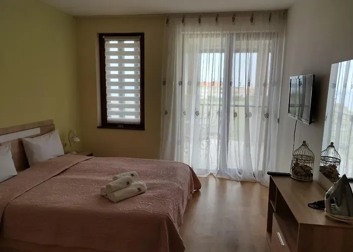 Aparthotel July Morning Seaside 3*