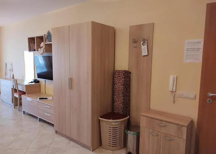 Aparthotel July Morning Seaside 3*