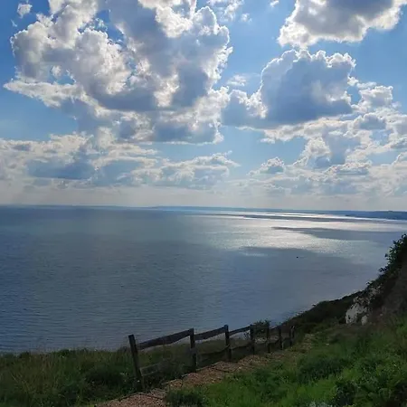 July Morning Seaside 3*