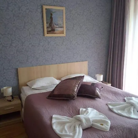 July Morning Seaside Апартхотел Каварна