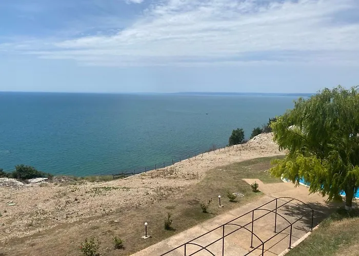 комплекс джулай морнинг сисайд Апартхотел Каварна